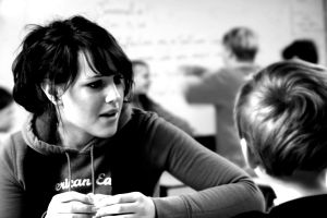 18-23 jaar - In gesprek zwart-wit